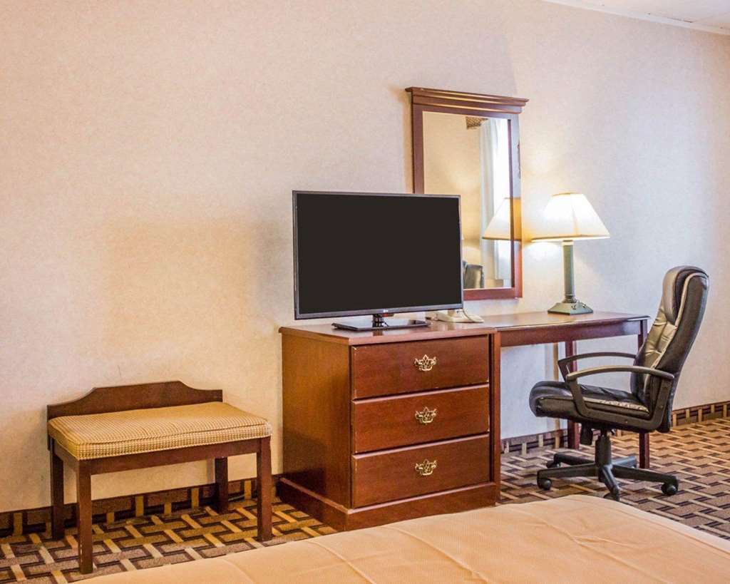 Rodeway Inn Мистик Стая снимка